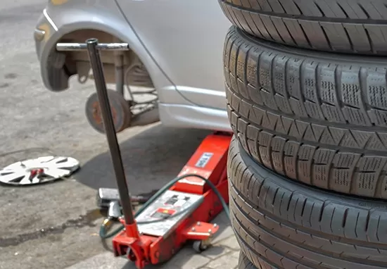 Yerinde Lastik Degişimi