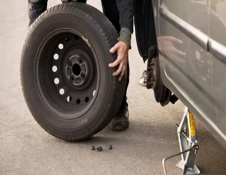 Mobil Yol Lastik Yardımı